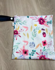 Sac imperméable, format moyen : fleurs roses