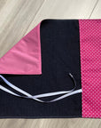 Napperon à lunch imperméable : jeans et pochette rose à pois