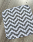 Lingettes / essuie tout/ serviettes de table en flanelle : chevron gris blanc