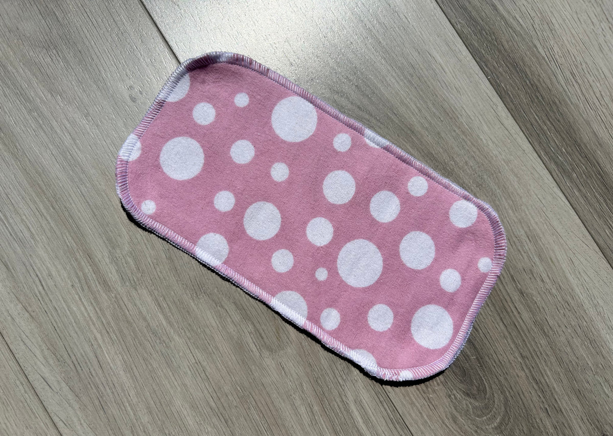 Papier toilette lavable : bulles blanches fond rose