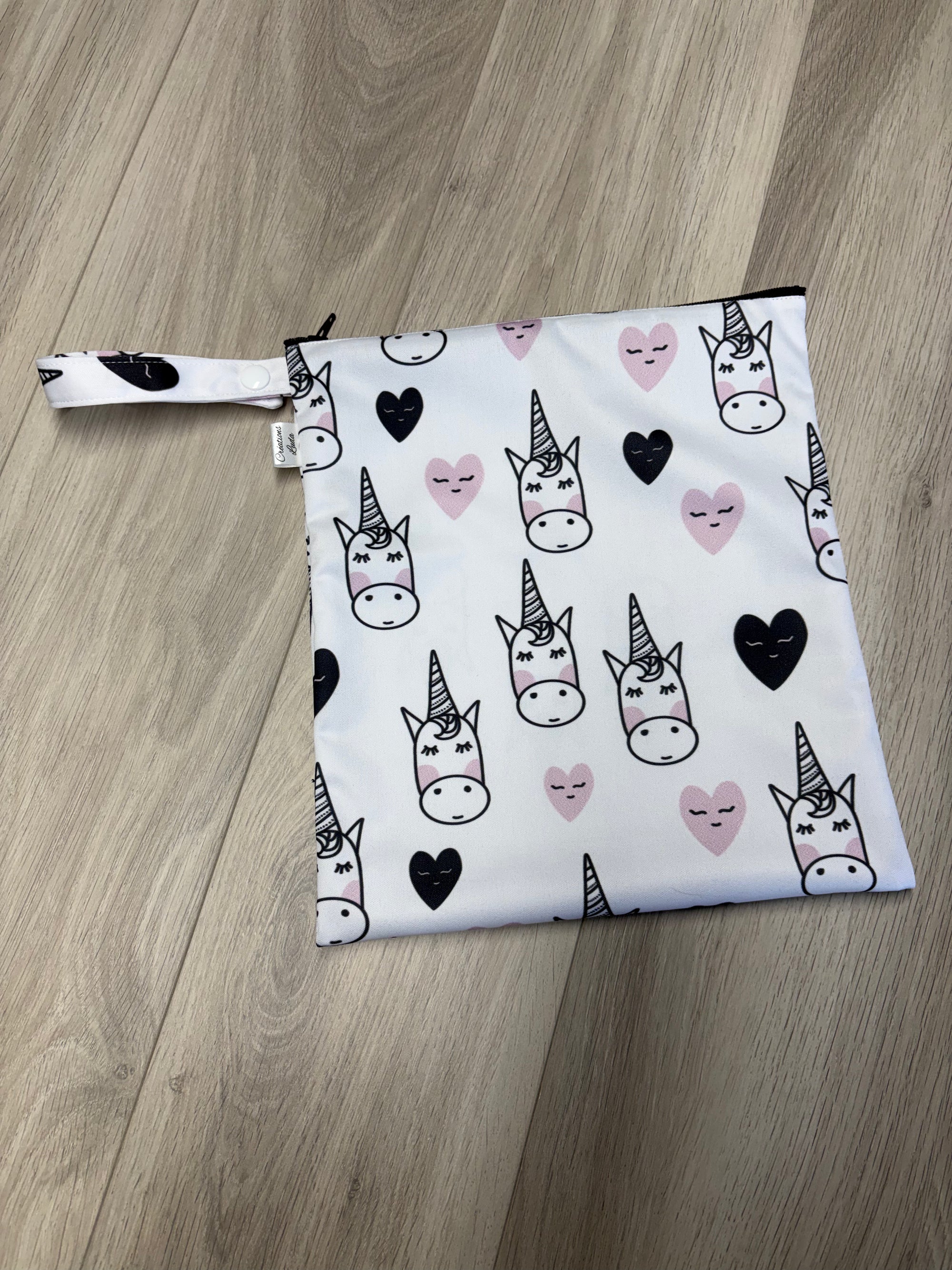 Cœurs et licornes _ sac imperméable moyen