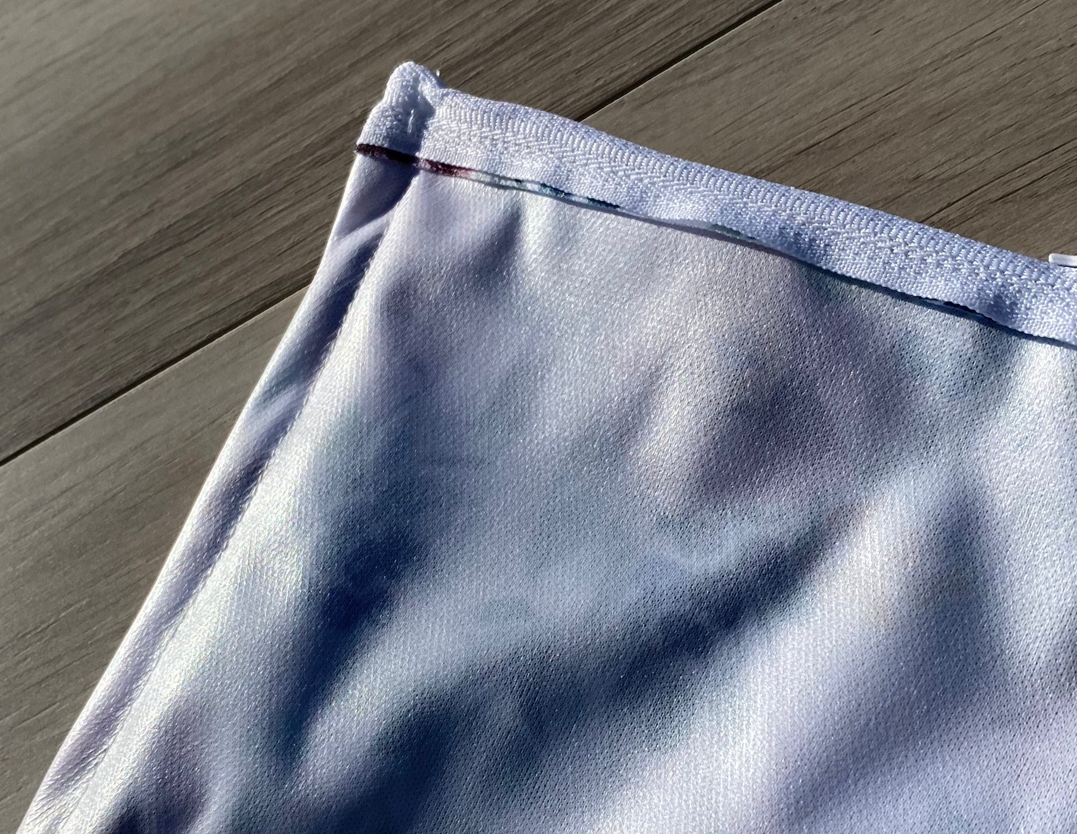 Sac imperméable, format moyen : écureuils – Créations Luda